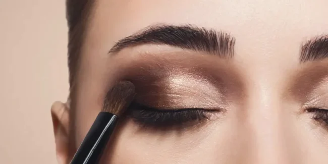 Berbagai Cara Memakai Eyeshadow Untuk Pemula Berbagai Cara Memakai Eyeshadow Untuk Pemula